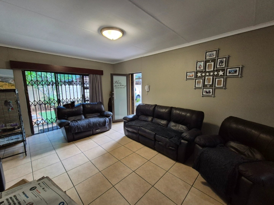 To Let 3 Bedroom Property for Rent in Universitas Ridge Free State